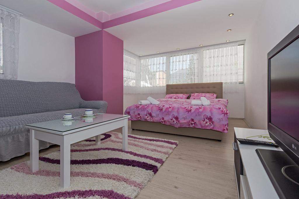 Lazo'S Apartments Ohrid Exterior photo